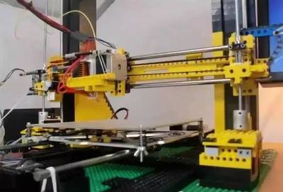 教您用乐高积木组装一台功能完整的3D打印机